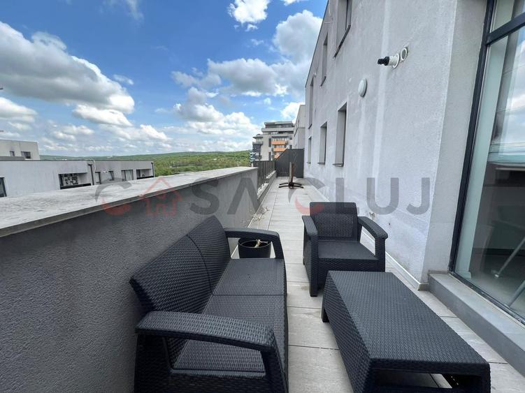 Apartament cu 4 camere semidecomandat, mobilat în Gheorgheni