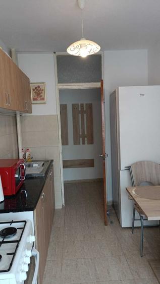 Apartament cu 2 camere decomandat în Scriitorilor