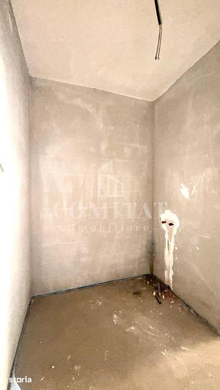 Apartament cu 4 camere în Florești