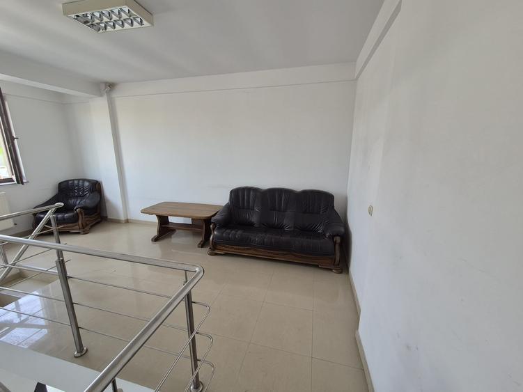 Apartament cu 4 camere în Central