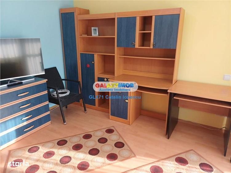 Casă cu 5 camere cu Teren 300 Mp în Ghencea