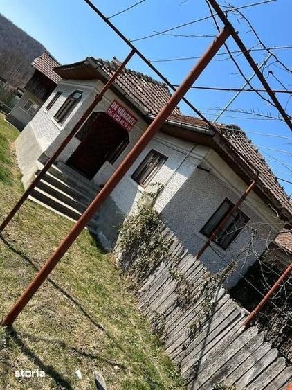 Vand casa si teren com. Magureni, Satul Banului - 1