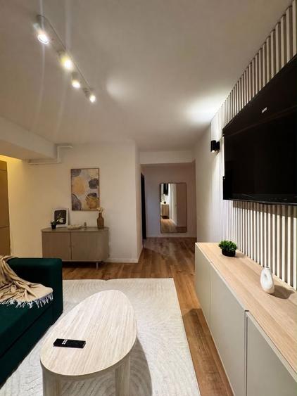 Apartament cu 2 camere decomandat în Vitan