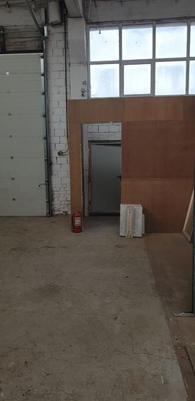Spațiu industrial, de 140 mp, în Bartolomeu
