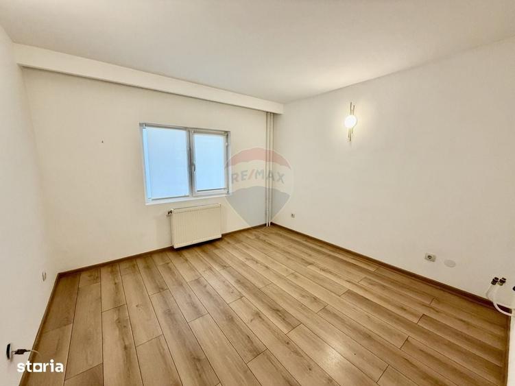 Spațiu comercial, de 100 mp, în Central
