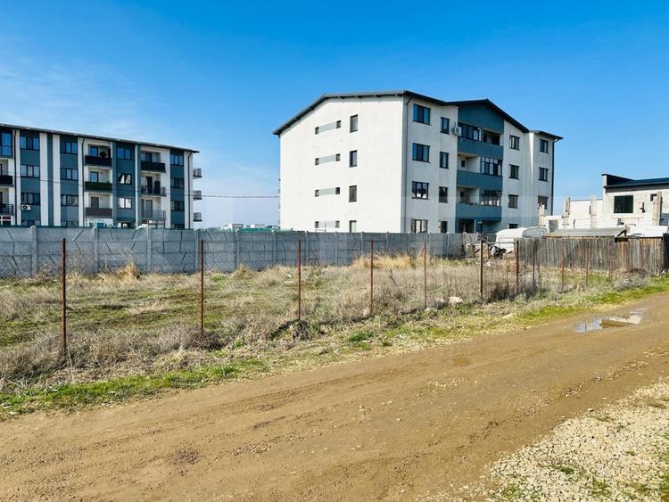 Teren Construcții intravilan de 600 mp, în Exterior Est