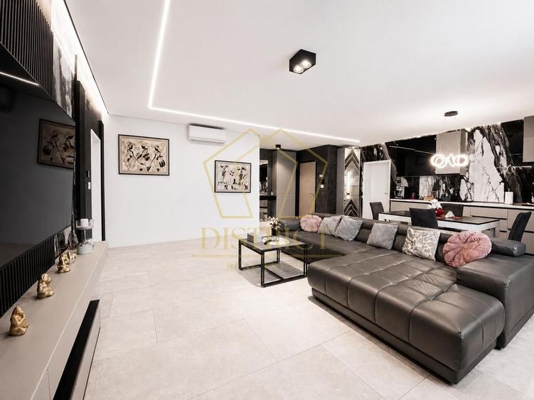 Apartament cu 3 camere decomandat, mobilat în Torontalului