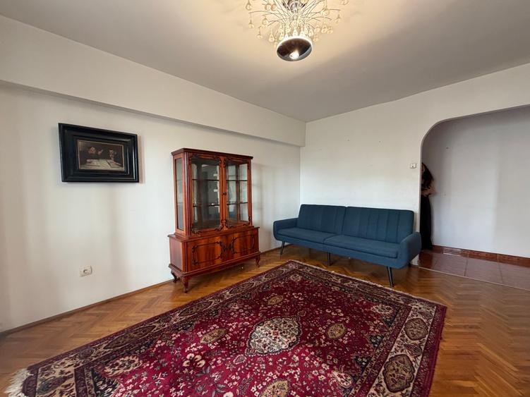 Apartament cu 4 camere în Mănăștur