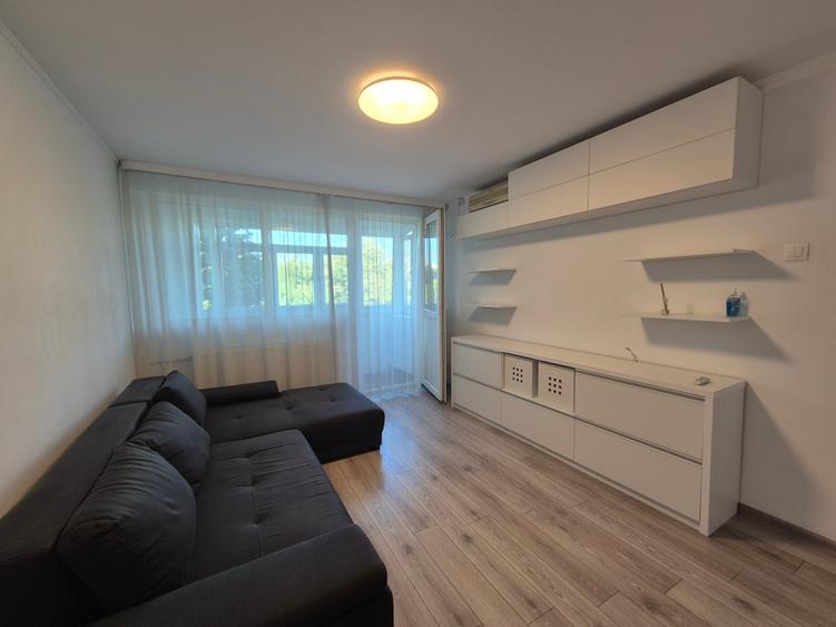 Apartament cu 2 camere decomandat în Drumul Taberei