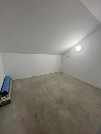Casă cu 3 camere cu Teren 400 Mp în Ștefănești