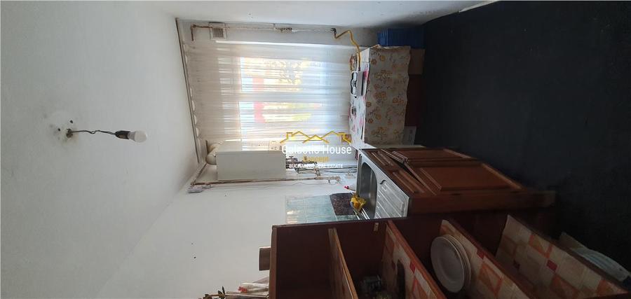 Apartament cu 2 camere semidecomandat în Micro 6