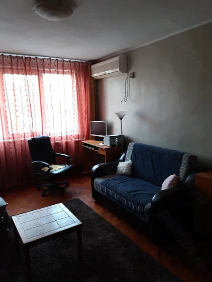 Apartament cu 2 camere decomandat în Berceni