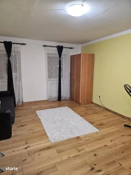 Garsonieră decomandată în Ștefan cel Mare