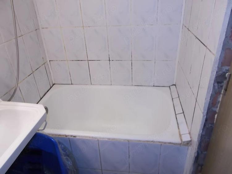 Apartament cu 2 camere decomandat în Micro 14