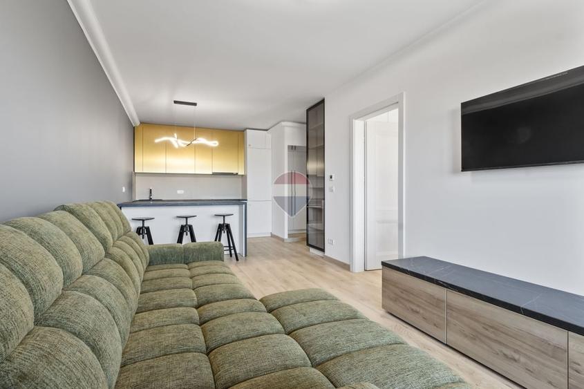 Apartament cu 2 camere semidecomandat, mobilat în UTA