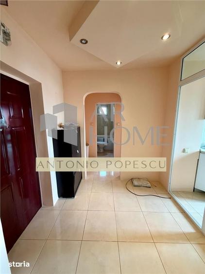 Apartament cu 2 camere decomandat în Vest