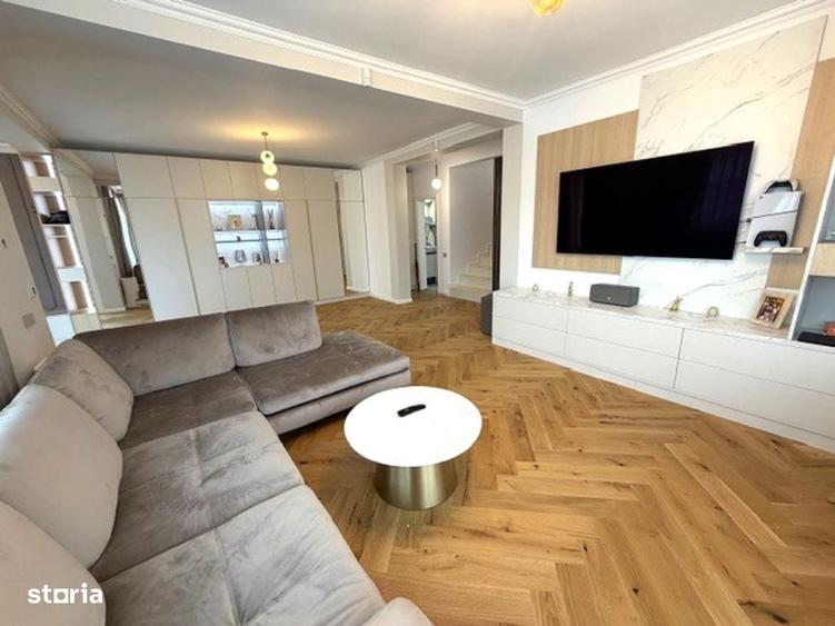 Casă cu 4 camere cu Teren 320 Mp în Central
