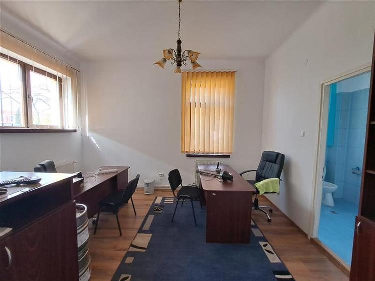 Birou, de 120 mp, în Iris