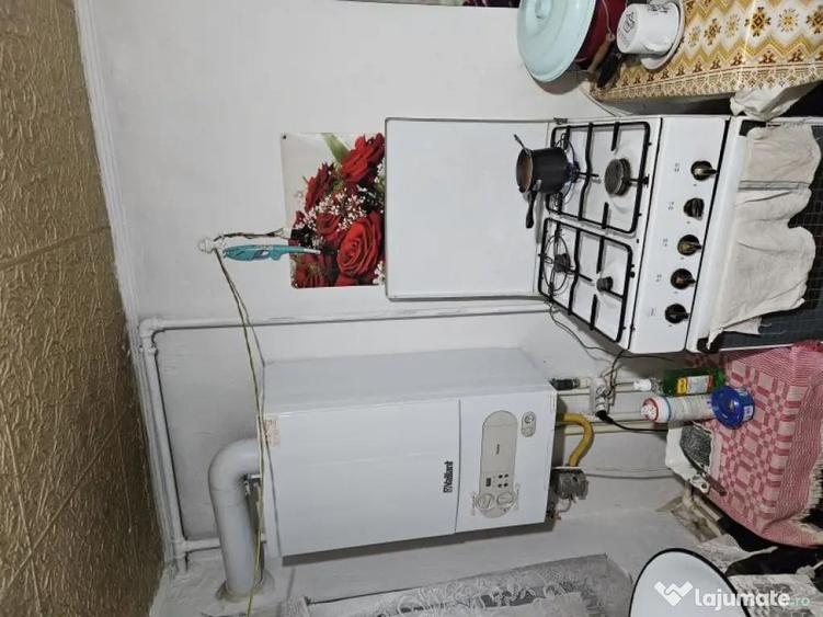 Casă cu 5 camere în Central