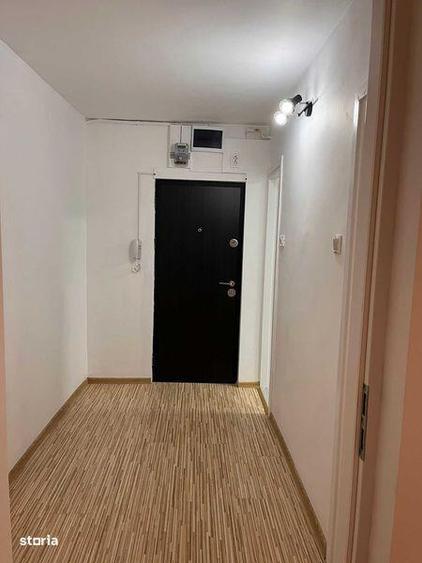 Garsonieră decomandată în Berceni