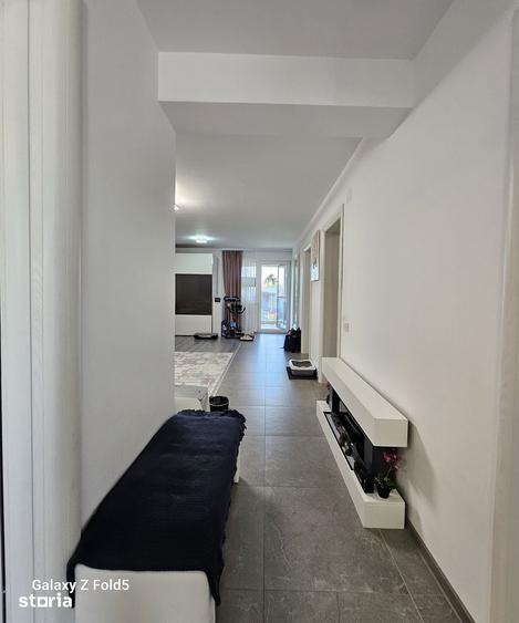 Casă cu 3 camere decomandat cu Teren 250 Mp în Nojorid