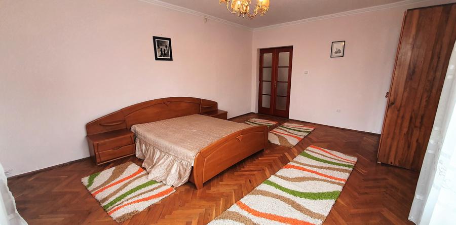 Casă cu 4 camere cu Canalizare în Mărăști
