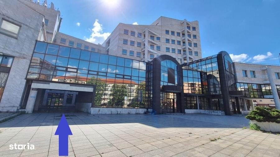 Spațiu comercial, de 2,948 mp, în Central
