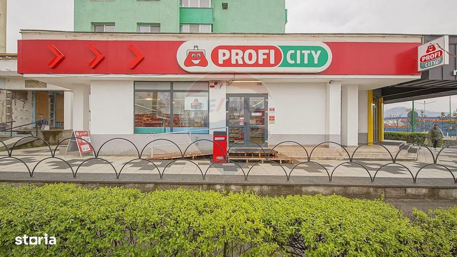Oportunitate de investite ! Spatiu comercial 320 mp, Calea Bucuresti - 9