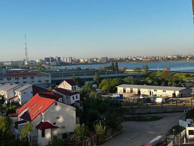 Apartament cu 2 camere decomandat în Lacul Morii