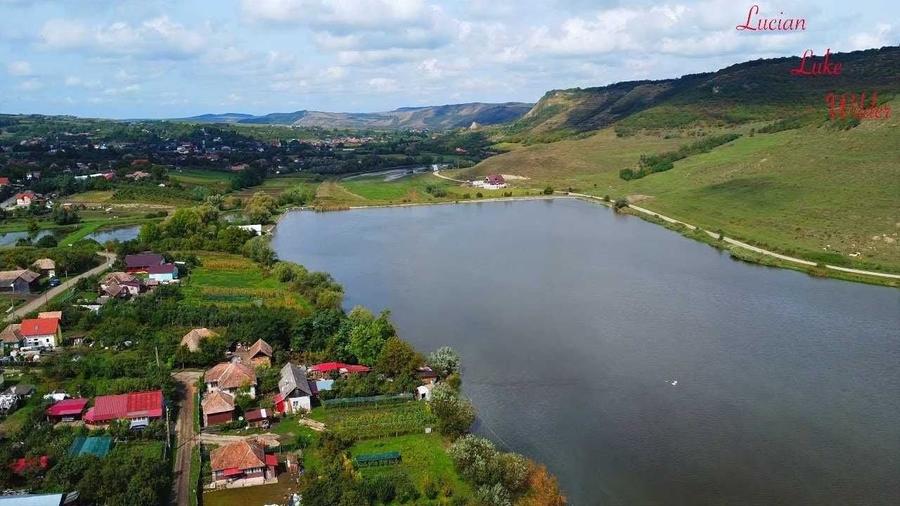 Teren de 1200 mp, în Sântejude