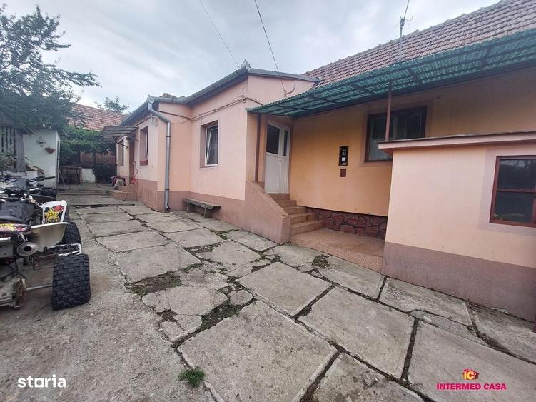 Casă cu 2 camere în Șura Mare