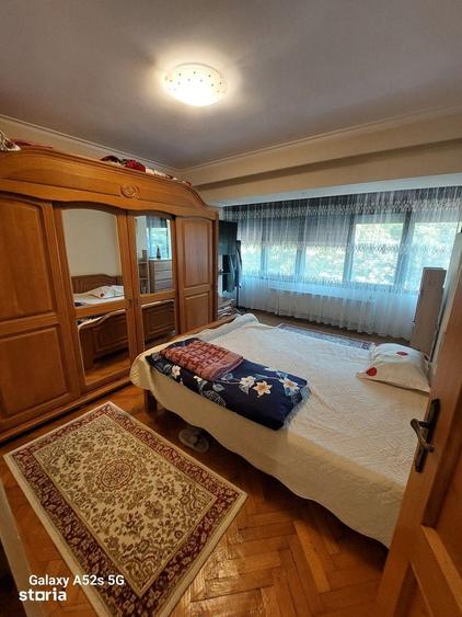 Apartament cu 3 camere în Orizont