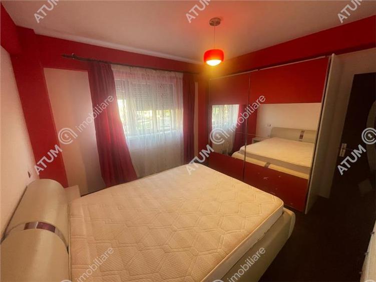 Apartament cu 3 camere decomandat, mobilat în Turnișor