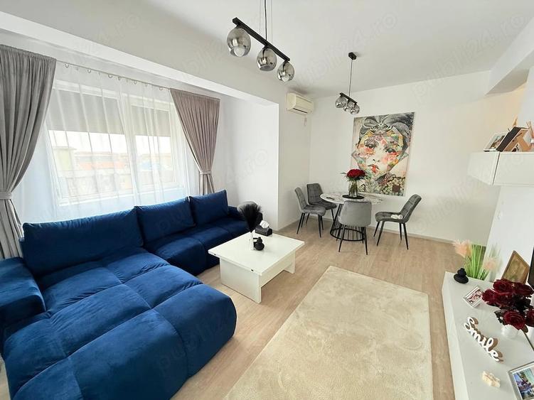 Apartament cu 3 camere decomandat în Central