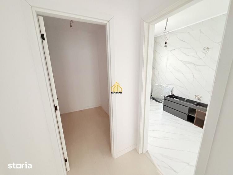 Casă cu 4 camere cu Teren 250 Mp în Clinceni