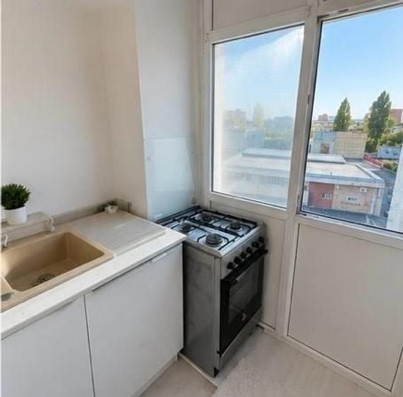 Apartament cu 3 camere în Brazda lui Novac