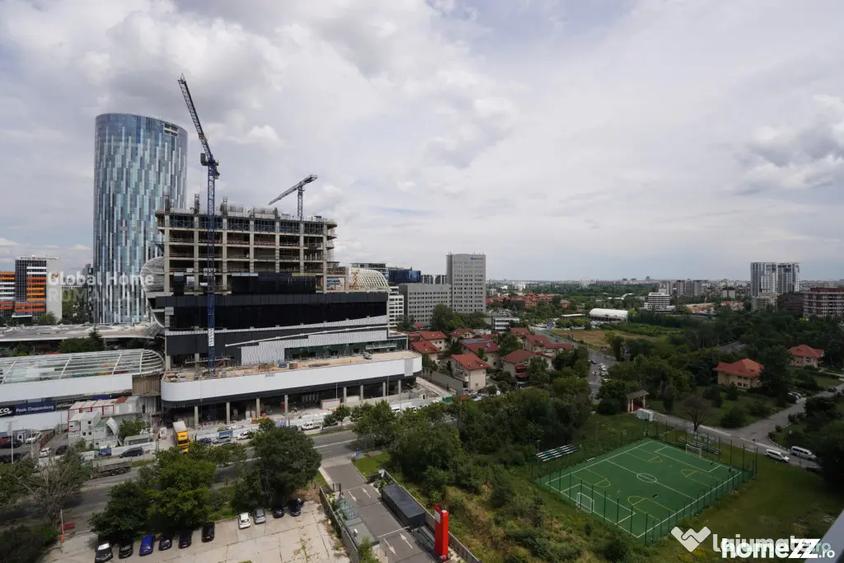 Apartament cu 3 camere decomandat în Floreasca