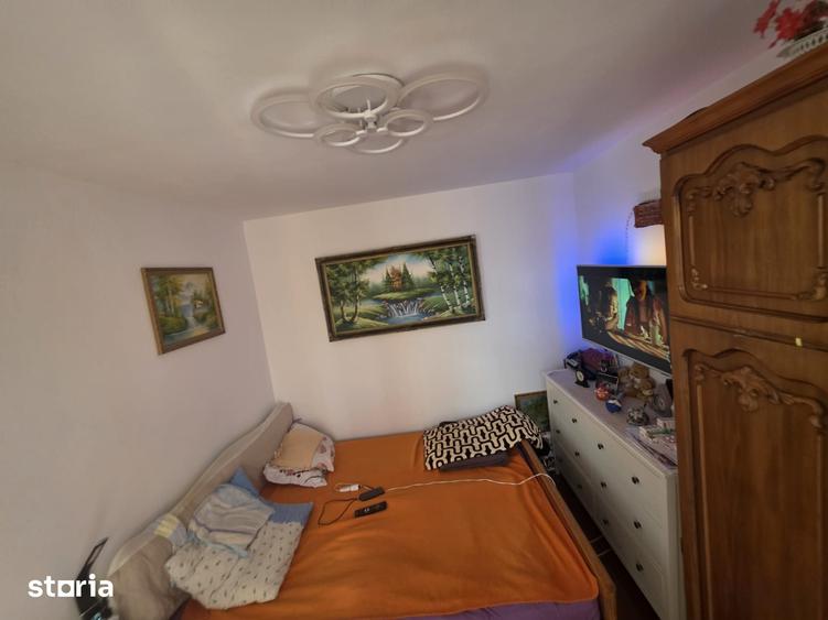 Apartament cu 2 camere nedecomandat în Republicii