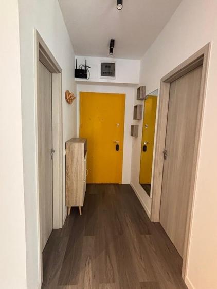 Apartament cu 2 camere decomandat, mobilat în Calea București