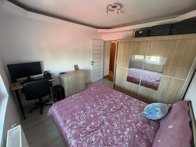 Apartament cu 2 camere decomandat în Crângași