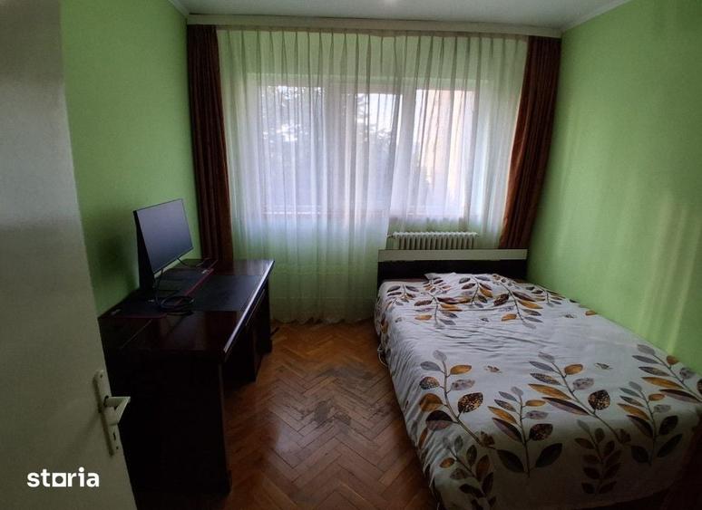 Apartament cu 3 camere decomandat în Centru Civic