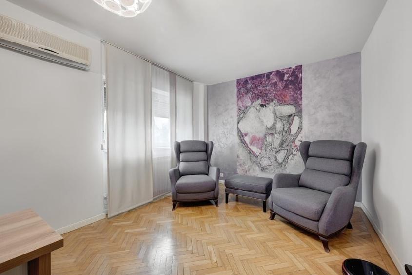 Apartament cu 3 camere decomandat în Dorobanți