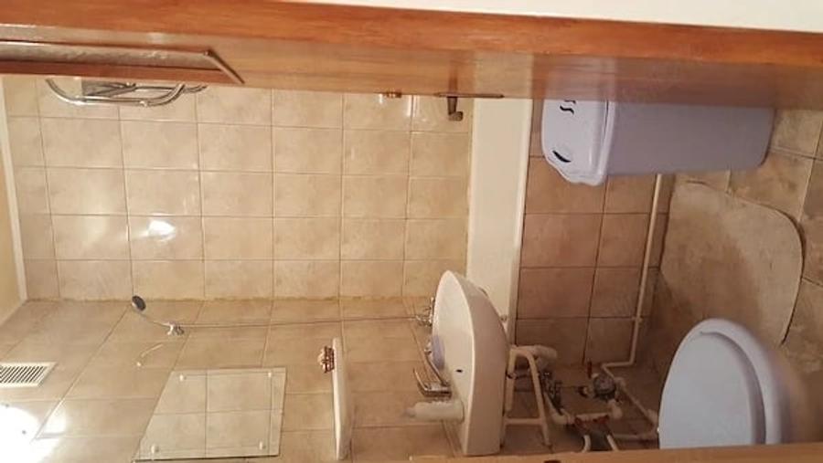 Apartament cu 2 camere semidecomandat, mobilat în Central