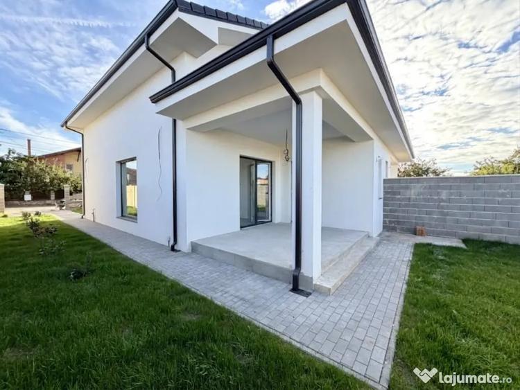 Casă cu 3 camere cu Teren 330 Mp în Sânandrei