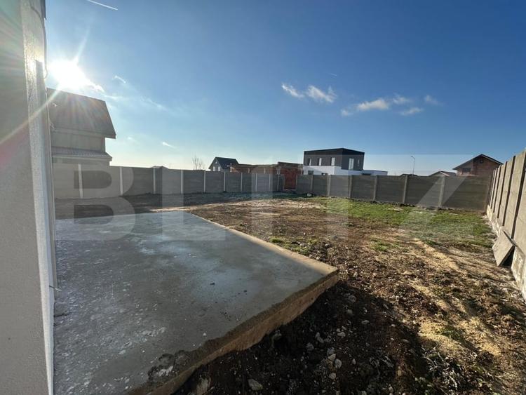 Casă individuală cu 5 camere cu Canalizare în Giarmata