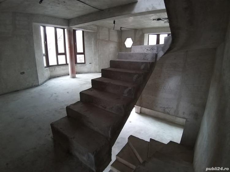 Casă cu 4 camere în Lugoj