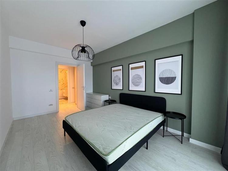 Apartament cu 2 camere semidecomandat, mobilat în Fundeni