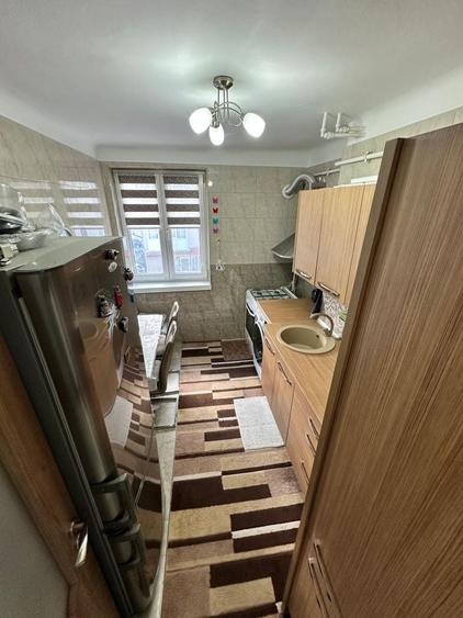 Apartament cu 2 camere decomandat în Căzănești