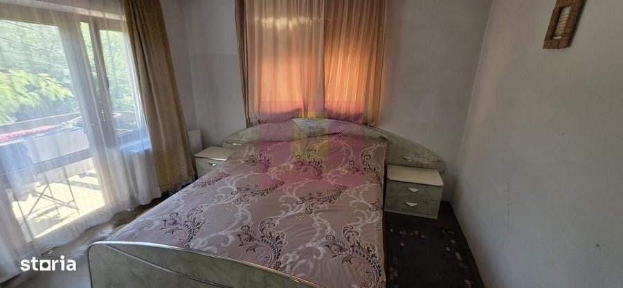 Casă cu 4 camere cu Teren 451 Mp în Central
