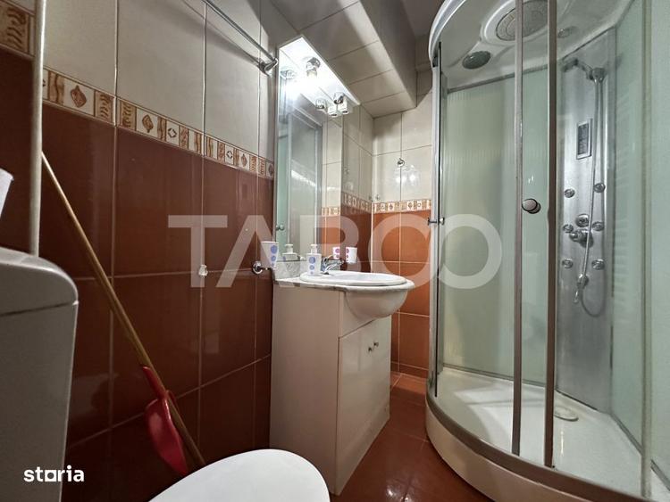 Apartament cu 2 camere semidecomandat în Bariera Vâlcii